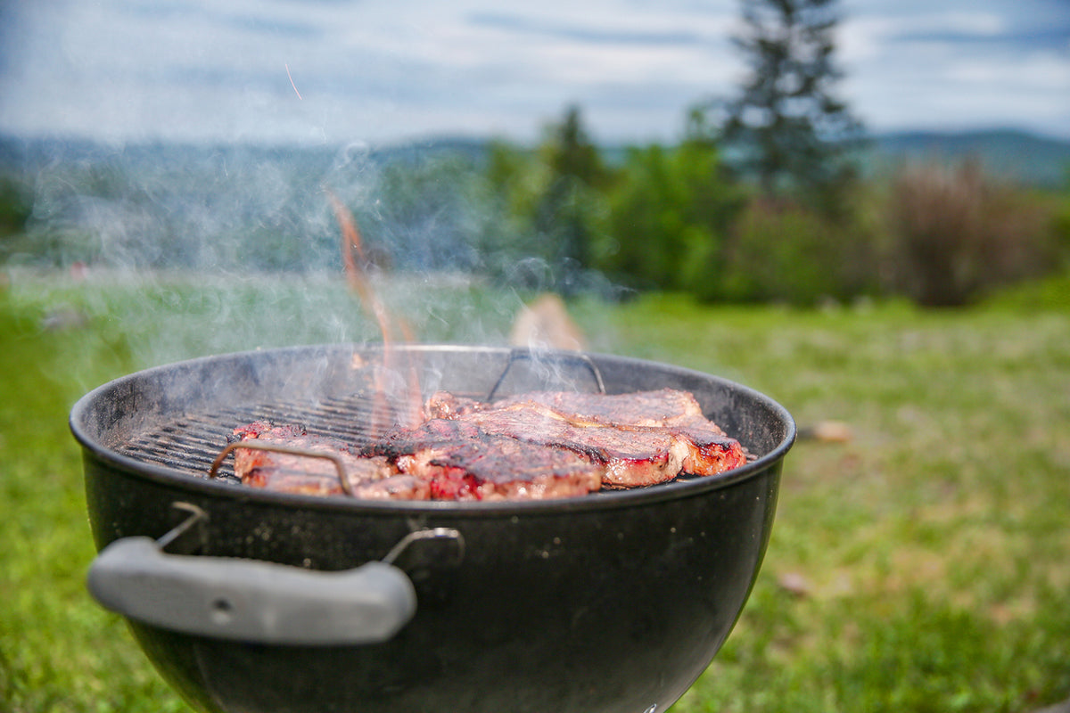 Is Charcoal Grilling Bad For You? Smoking Meat vs BBQ - Molekule