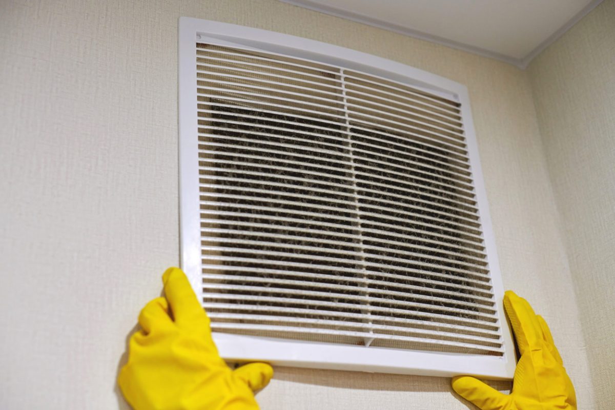 mold-in-air-conditioners-how-to-clean-and-prevent-growth-molekule-blog