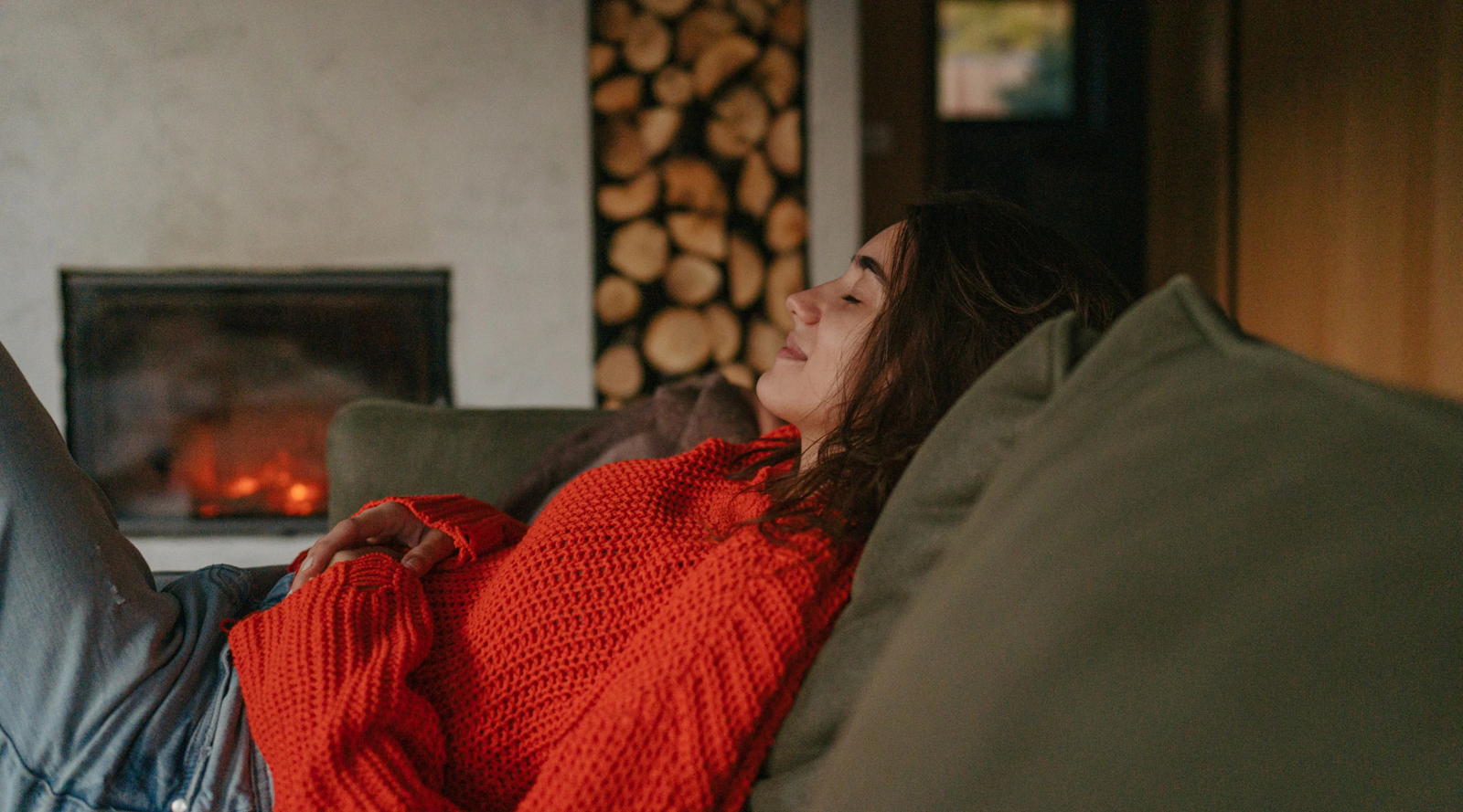 Gifts for wellness enthusiasts, including a personal massager, smoothie, watch, protein powder, Molekule air purifier, blender, and yoga mat