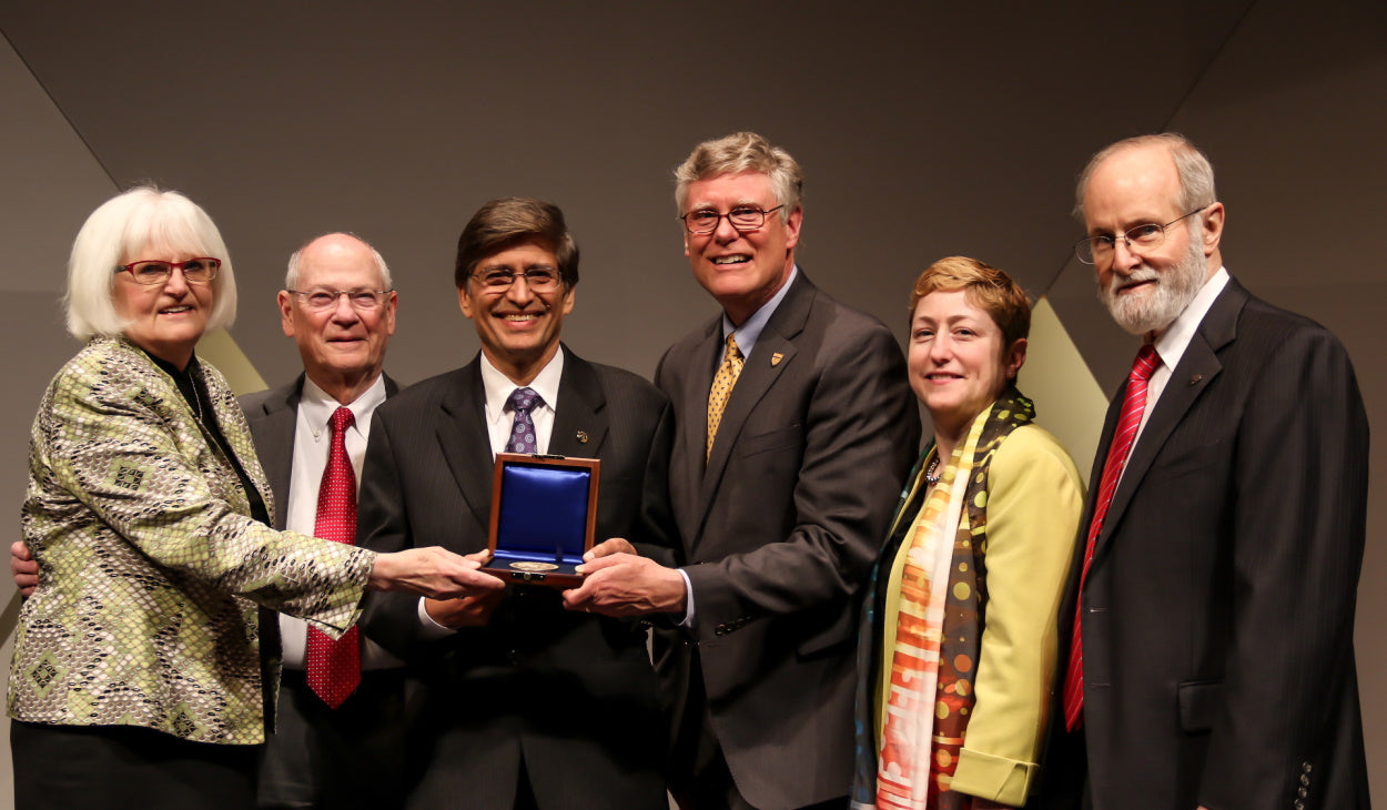 Molekule's Dr. Yogi Goswami accepting an award