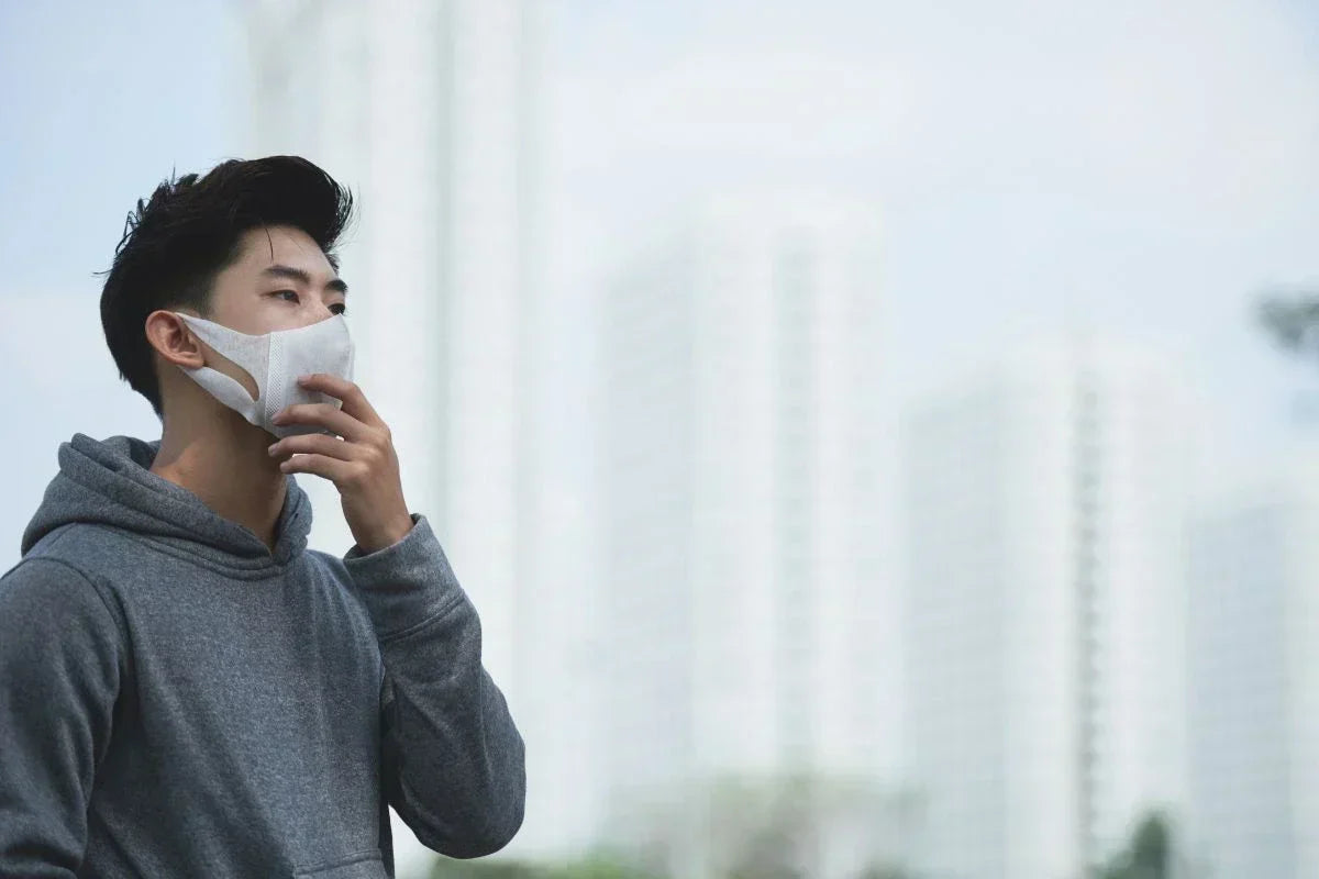 Commuting in Smog and Protective Measures