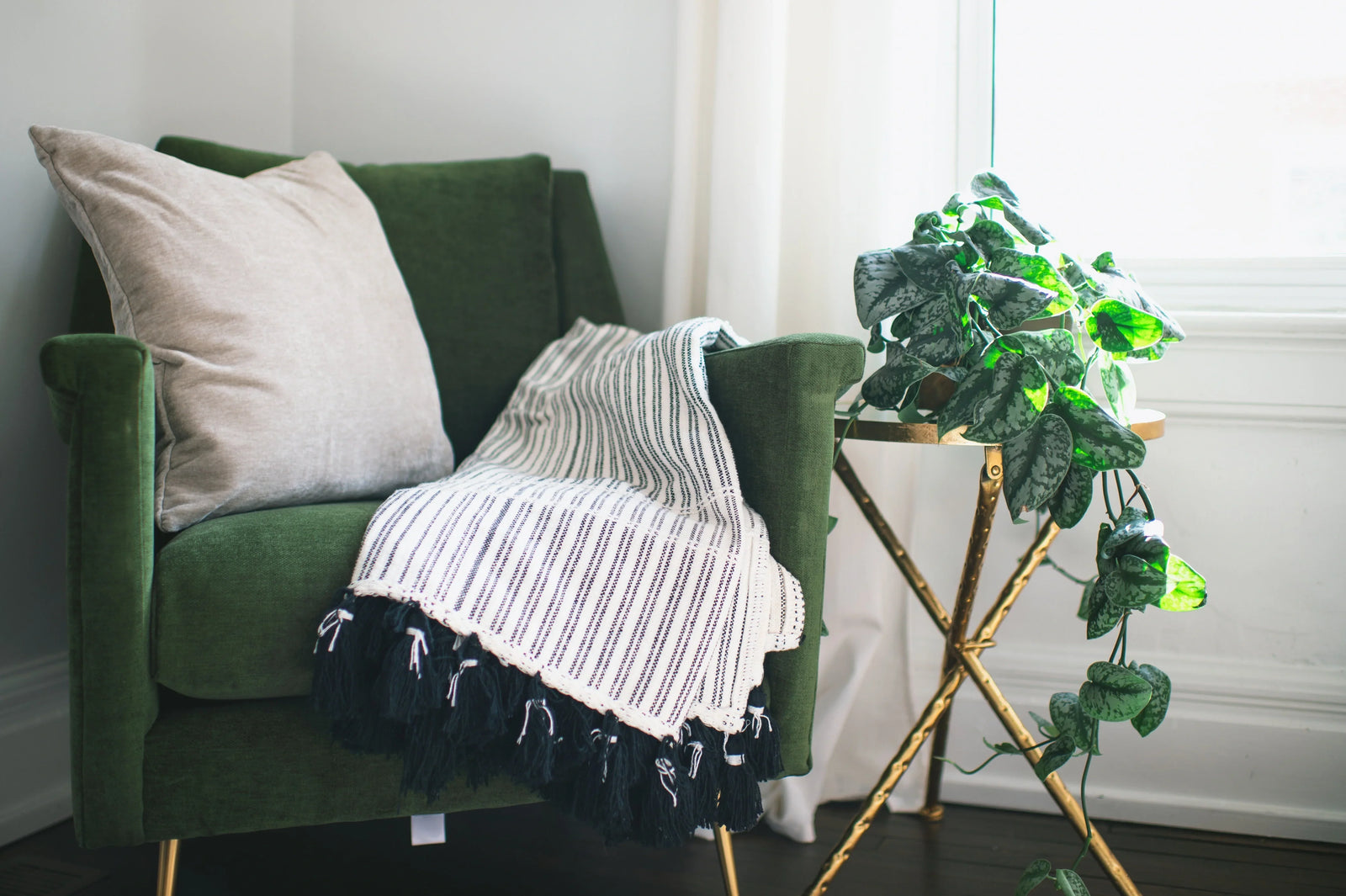 How to Fix Dusty, Dry, and Static Air During the Winter